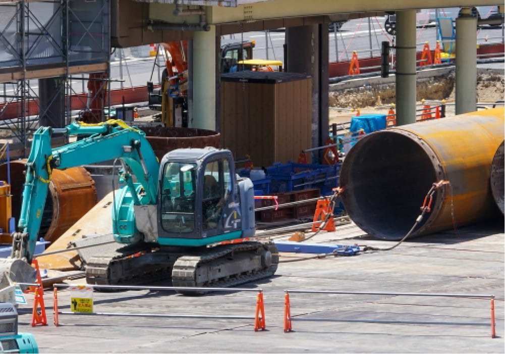 工事現場の機械